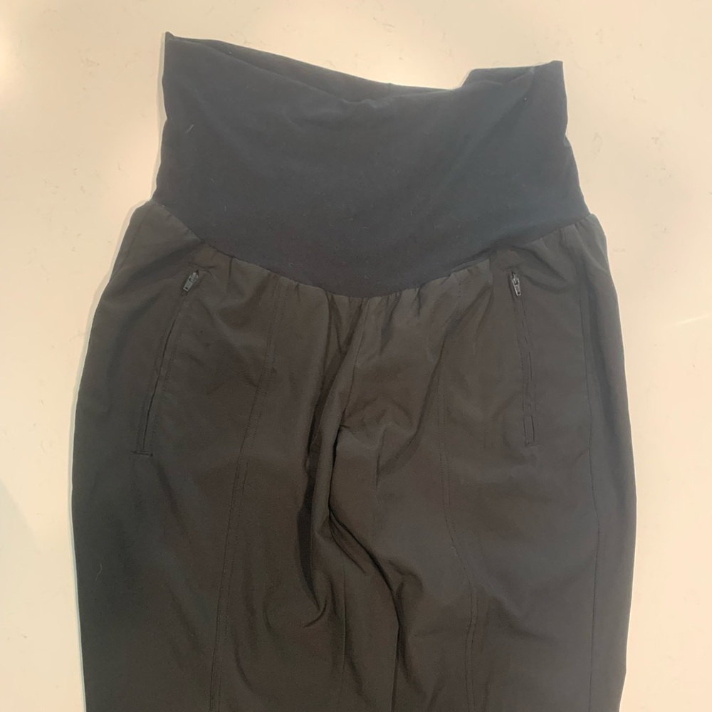 Old Navy Maternity Stretchtech Joggers - size medium